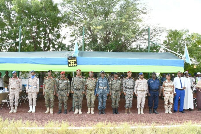 Visite du chef détat major général des armées à lÉcole Militaire de